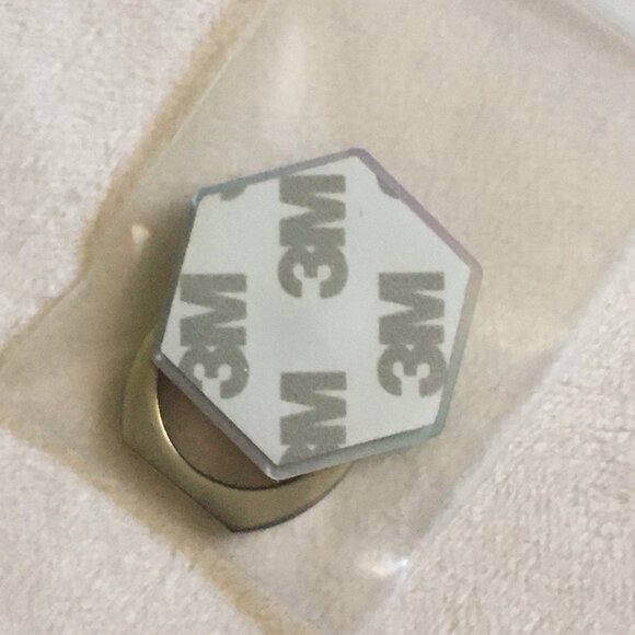 Kaiju Alert Acrylic Phone Ring - Picture 4 of 6